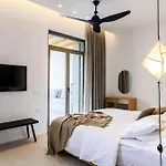 Nasta & Intentional Living Mykonos