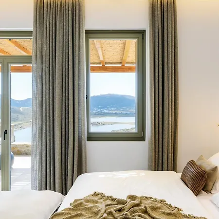 Nasta & Intentional Living Mykonos 5* Panormos (Mykonos)
