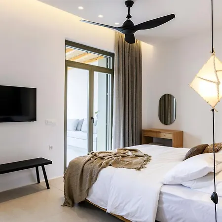 Nasta & Intentional Living Mykonos 5* Panormos (Mykonos)