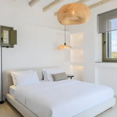 Nasta & Intentional Living Mykonos 5* Panormos (Mykonos)