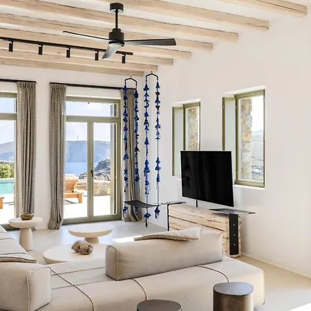 Nasta & Intentional Living Mykonos 5* Panormos (Mykonos)